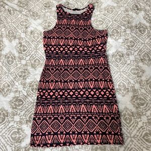 Pattern fitted dress❤️